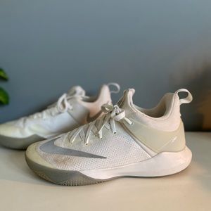 Nike basketball 10.5